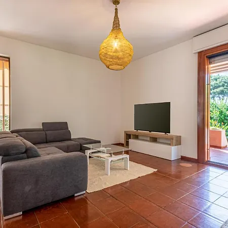 The Po-lo Indipendente Al Mare Ferienhaus *
